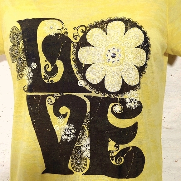 Y2K Love Burnout Graphic Tee✌🏼 - Picture 3 of 7